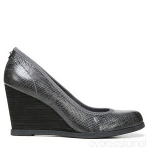 Sz 8M NWT Dr. Scholl's "Penelope" Dark Grey Snake Print Wedges